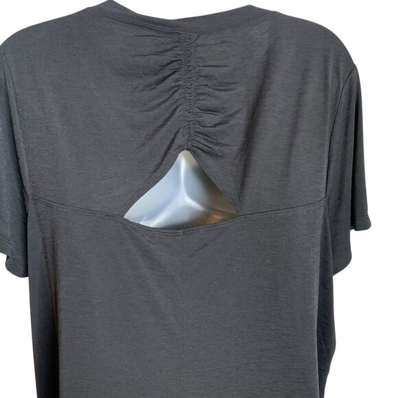 Livi Active Lane Bryant Tunic Top 18/20 Open Back Short Sleeve V-Neck Black EUC - Picture 7 of 10